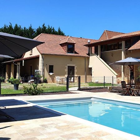 Le 4 Bed & Breakfast Montignac-Lascaux Exterior photo