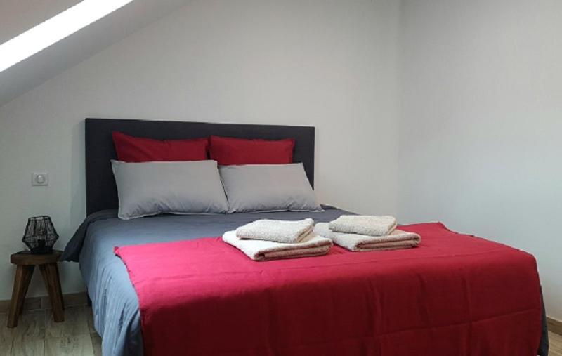 Le 4 Bed & Breakfast Montignac-Lascaux Exterior photo